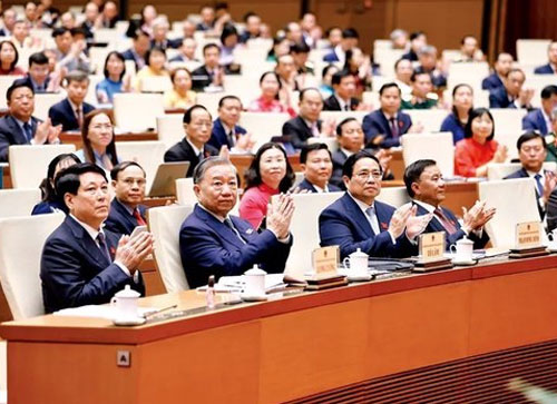 越南“重整江山”，地方政府已裁员2万人